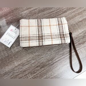 Jen&Co Crossbody/Wristlet - Beige Plaid - NWT
